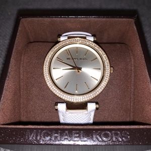 Michael Kors Women's 'Darci' Crystal White Watch
